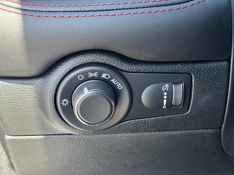 New 2026 Dodge Durango Gt Plus Awd Hemi V8