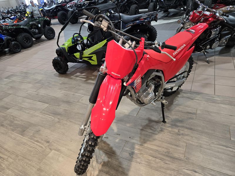2025 Honda CRF 250F RED Image 10