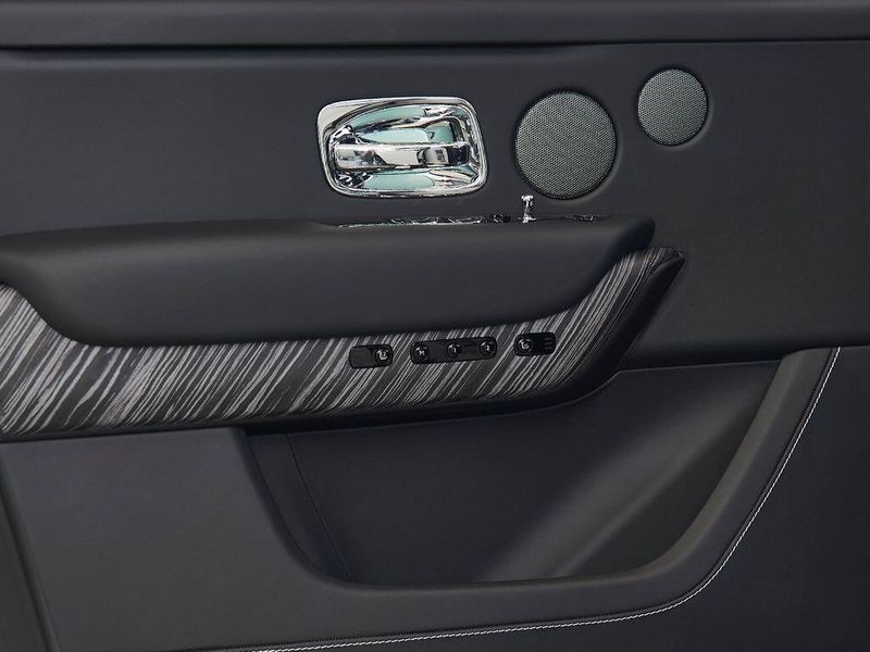 New 2026 Rolls-Royce Cullinan Image 13