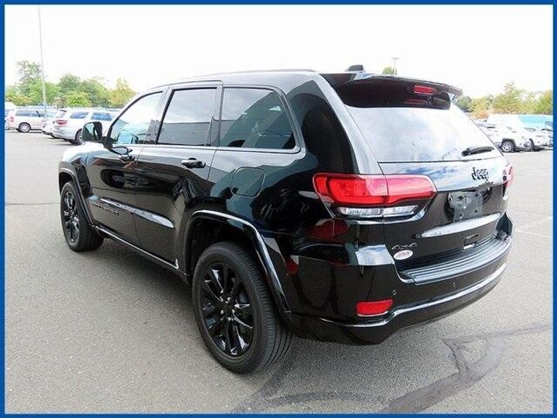 2022 Jeep Grand Cherokee WK Laredo XImage 5