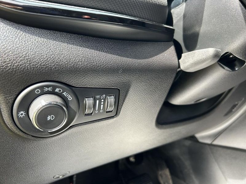 2023 Jeep Compass Trailhawk photo 10