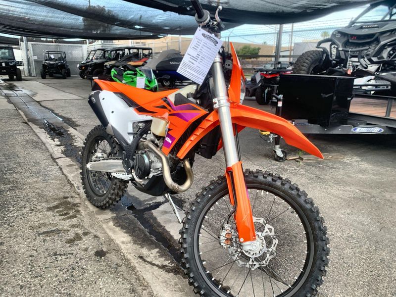 New 2024 KTM 500 XW-F Image 14