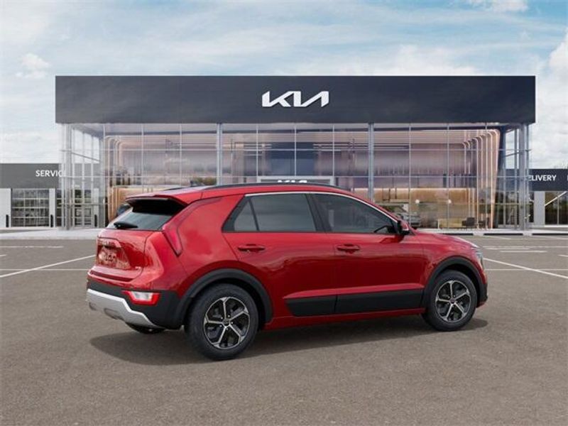 2025 Kia Niro EXImage 6