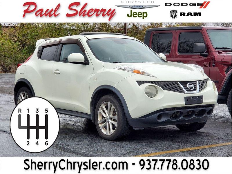 2011 Nissan Juke SVImage 1