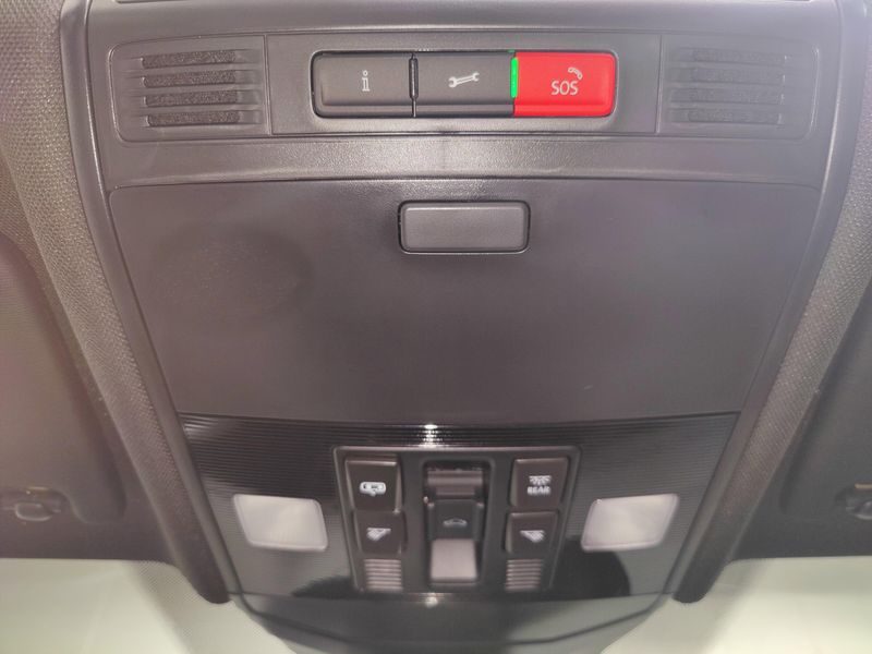 Used 2025 Volkswagen Jetta GLI Autobahn w/SunroofImage 24
