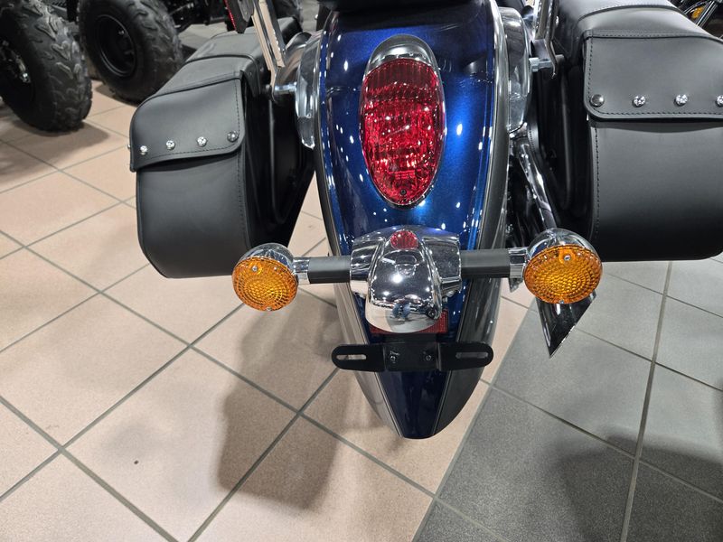 New 2025 Kawasaki VULCAN 900 CLASSIC LT METALLIC GRAPHITE GRAY AND METALLIC CARBON GRAY Image 14