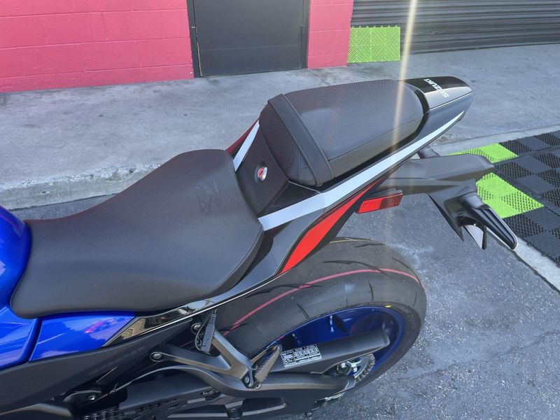 New 2027 Suzuki GSX-R1000 40TH ANNIVERSARY EDITION Image 15