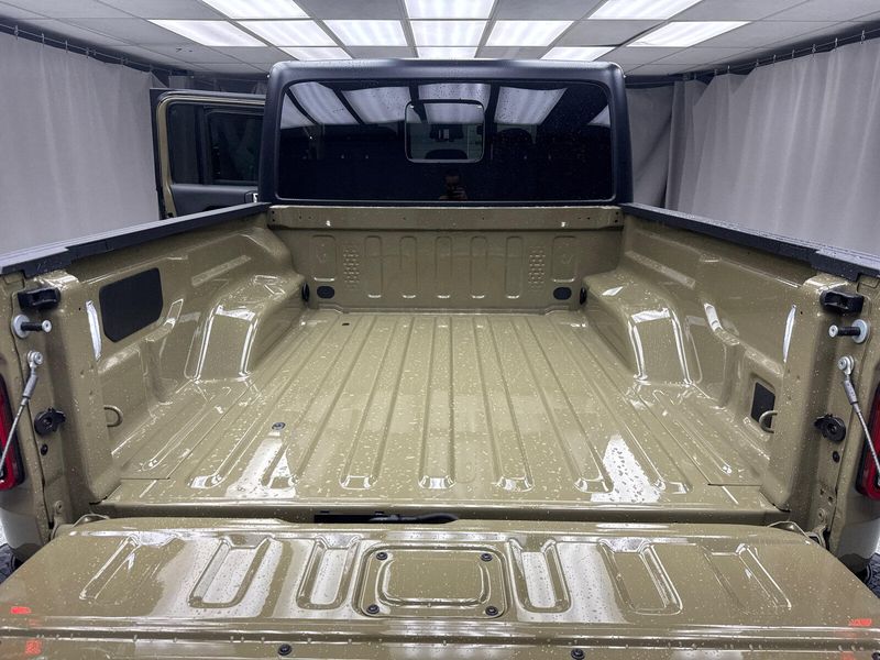 2025 Jeep Gladiator Sport S 4x4Image 17