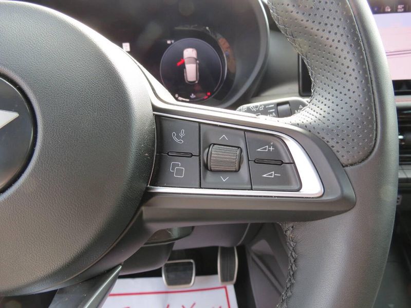 Used 2023 Dodge Hornet GT Plus AWD 4dr CrossoverImage 17