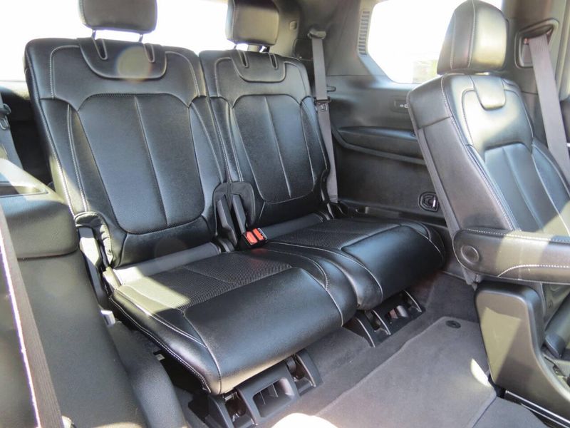 Used 2024 Jeep Grand Cherokee L Limited 4x4 4dr SUVImage 10