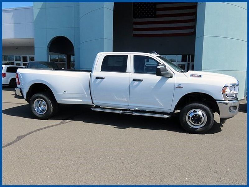 2024 RAM 3500 TradesmanImage 2