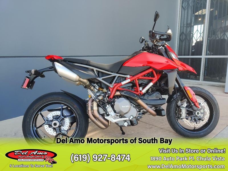 2023 Ducati HYPERMOTARD 950 SP  in a LIVERY exterior color. Del Amo Motorsports of South Bay (619) 547-1937 delamomotorsports.com 