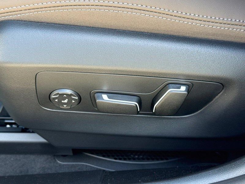 New 2027 BMW 5 Series 530iImage 16