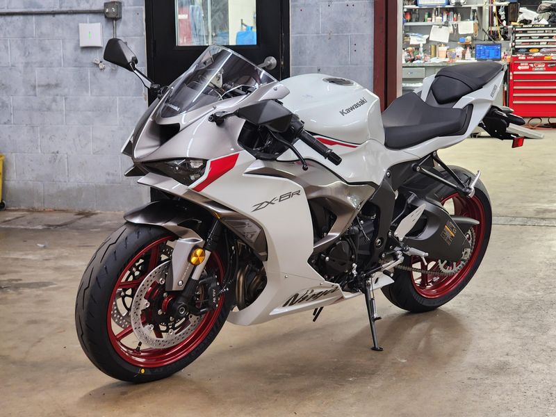 New 2025 Kawasaki NINJA ZX 6R ABS | Wild West Motoplex
