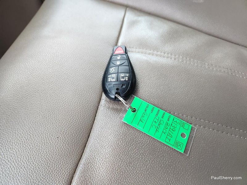 Used 2014 Chrysler Town & Country Touring