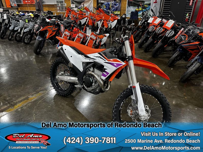 2024 KTM 350 SX-F  in a ORANGE exterior color. Del Amo Motorsports of Redondo Beach (424) 304-1660 delamomotorsports.com 