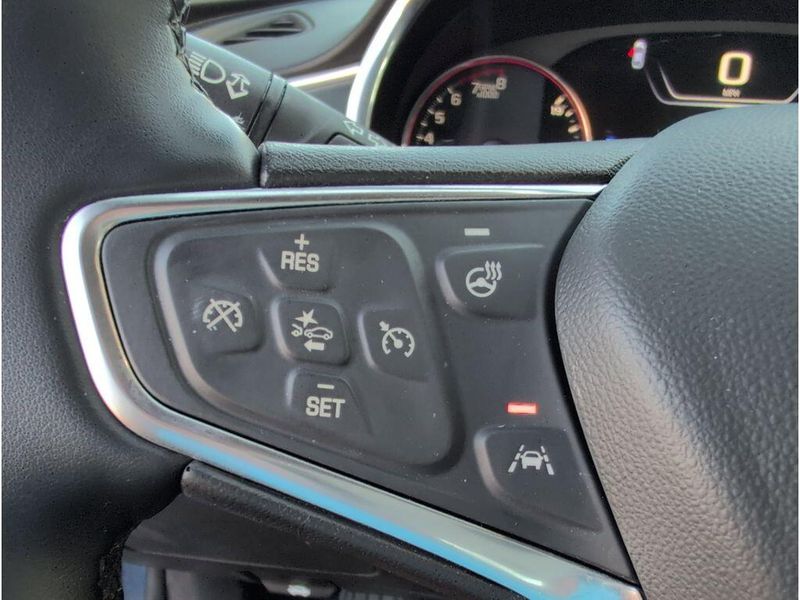 Used 2024 Chevrolet Malibu LTImage 25