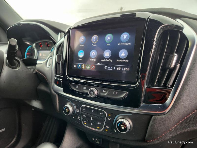 Used 2022 Chevrolet Traverse RS