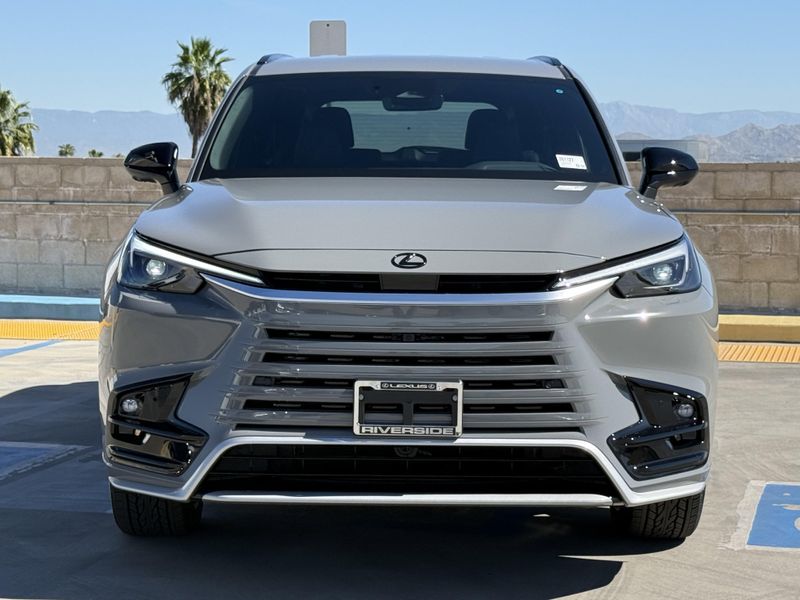New 2026 Lexus TX 500h F SPORT Performance PremiumImage 6