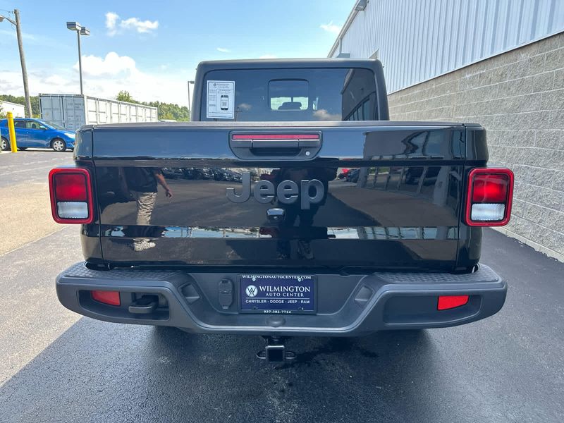 2021 Jeep Gladiator Willys photo 33