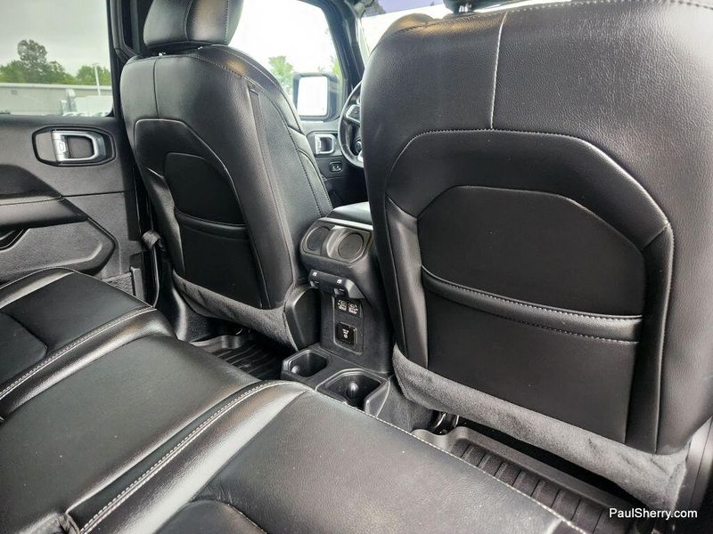 2021 Jeep Gladiator OverlandImage 48
