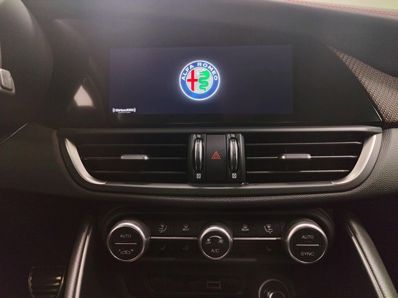 Used 2024 Alfa Romeo Giulia Quadrifoglio Supersport (1 of 66) w/Activ AsstImage 27
