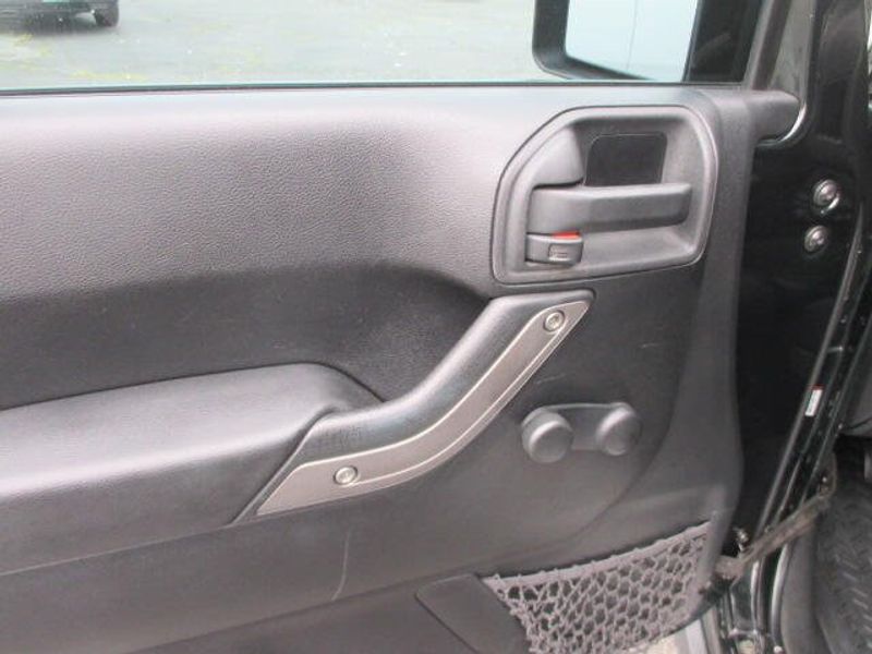 Used 2012 Jeep Wrangler JK SportImage 14