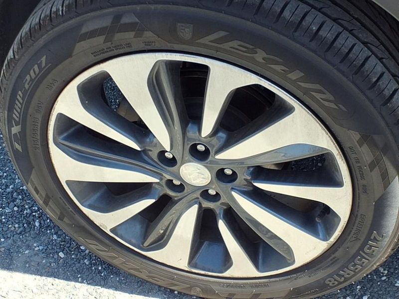 2021 Buick Encore Preferred photo 13