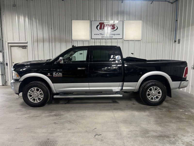 2014 RAM 2500 LaramieImage 11