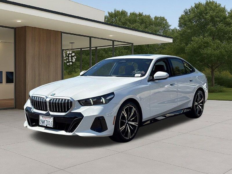 Used 2026 BMW 5 Series 530iImage 2