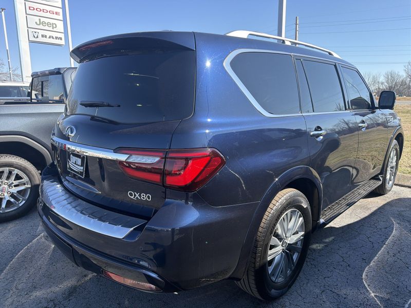 Used 2023 INFINITI QX80 LuxeImage 6