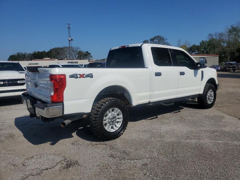 2017 Ford F-250 XLT Johnson Dodge 601-693-6343 pixelmotiondemo.com 