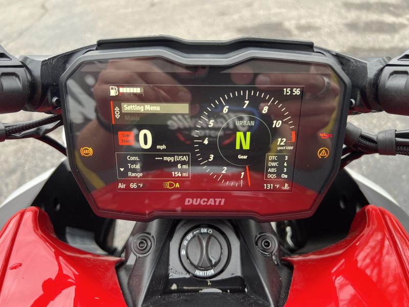 New 2025 Ducati DIAVEL V4 