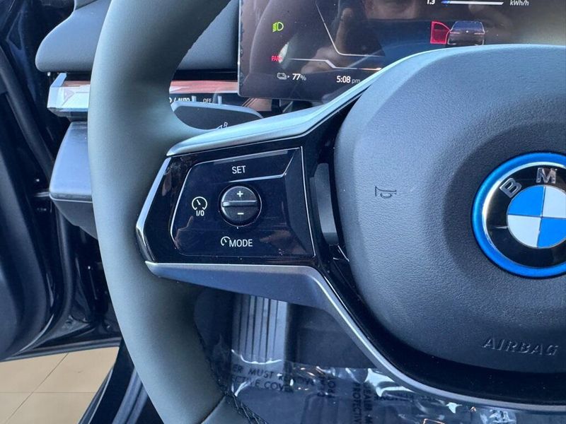 2025 BMW i5 xDrive40Image 23
