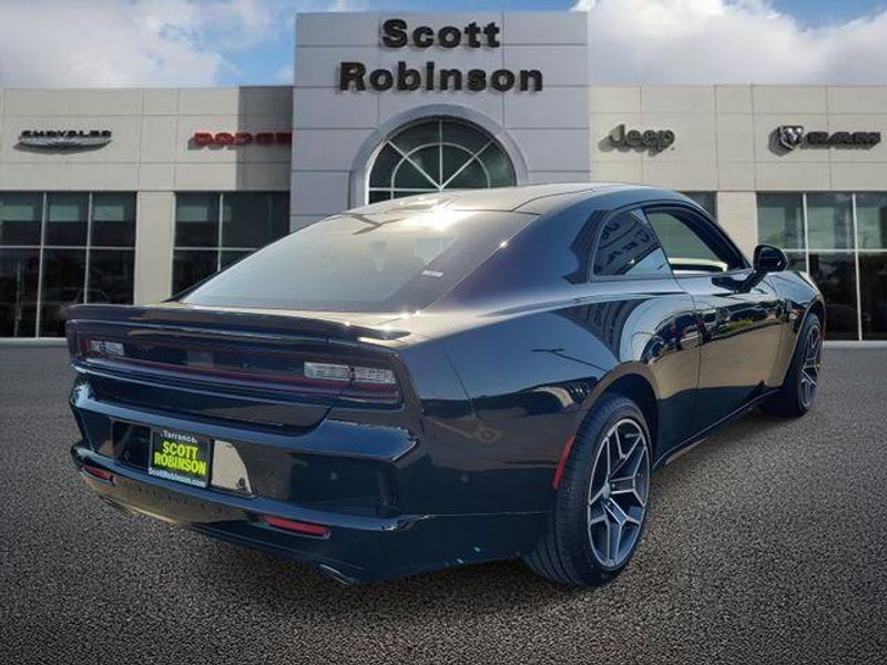 New 2026 Dodge Charger Scat Pack 2-door Awd
