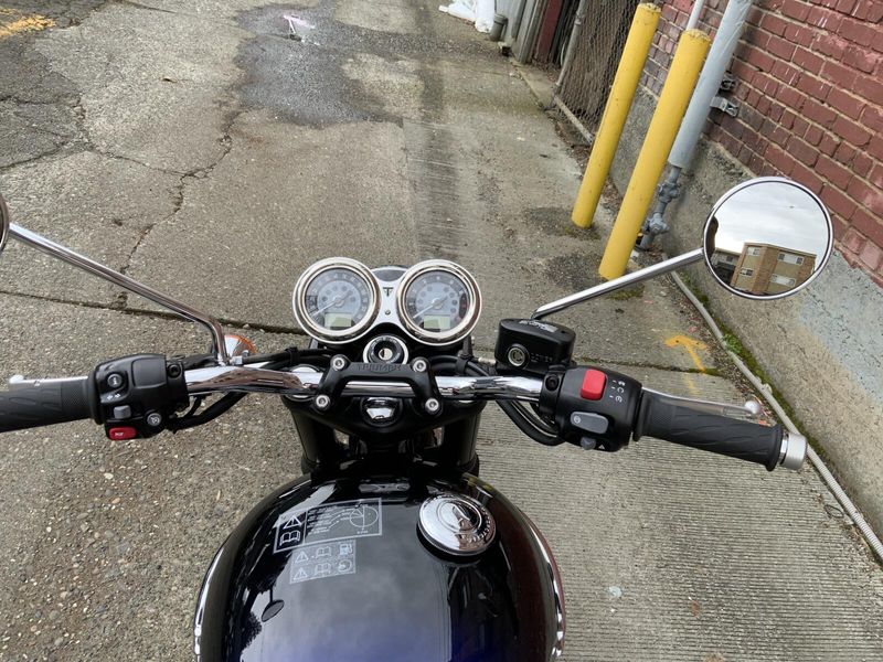 2024 Triumph Bonneville T120