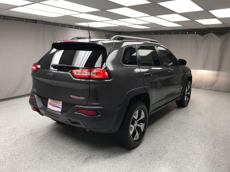 2018 Jeep Cherokee TrailhawkImage 19