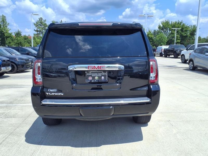 Used 2017 GMC Yukon DenaliImage 17