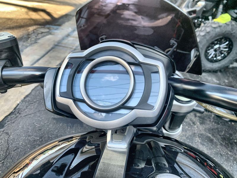 Used 2020 Triumph Rocket 3 R (Euro 5a) Image 19