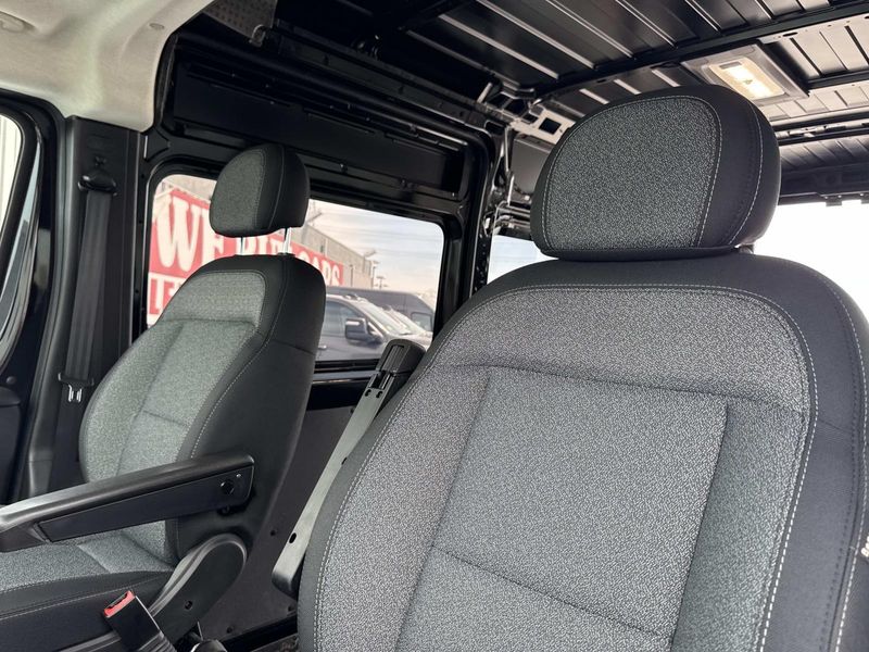 New 2026 RAM Promaster 2500 Slt+ Window Van High Roof 159' Wb