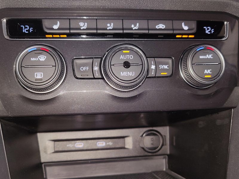 Used 2021 Volkswagen Tiguan SE AWD R-Line Black w/SunroofImage 22