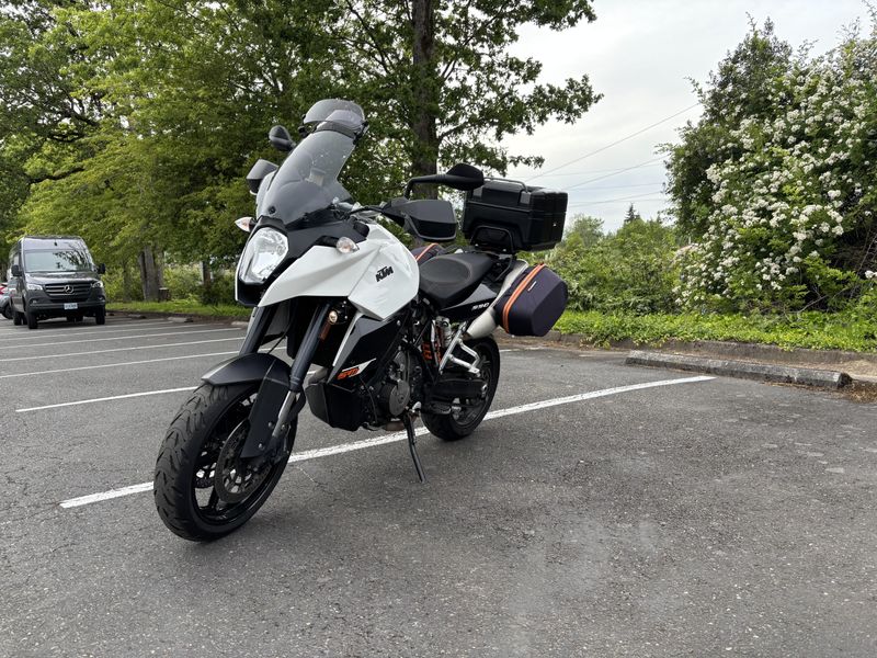 2012 KTM 990 Supermoto T 
