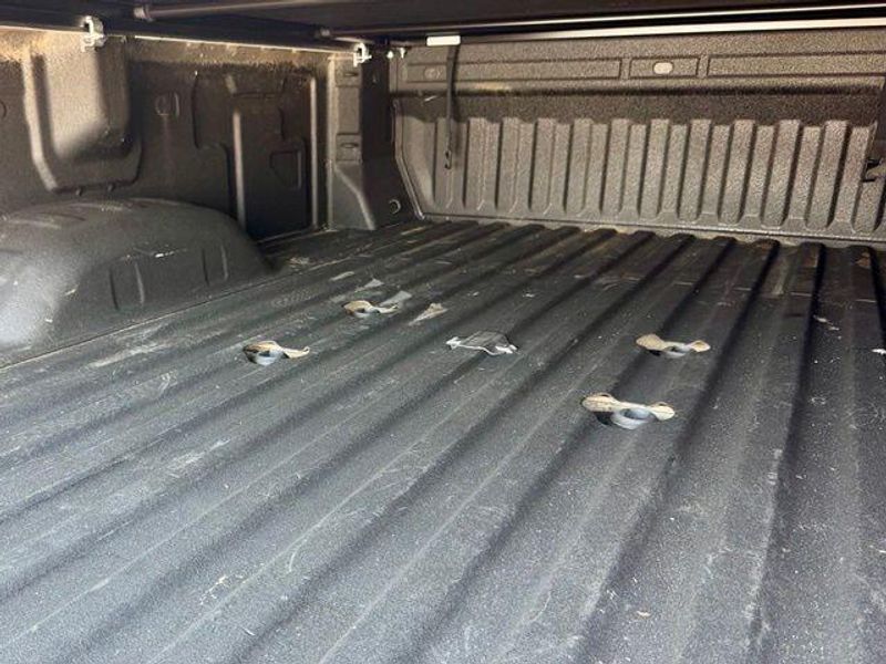 Used 2025 Chevrolet Silverado 3500HD Image 8