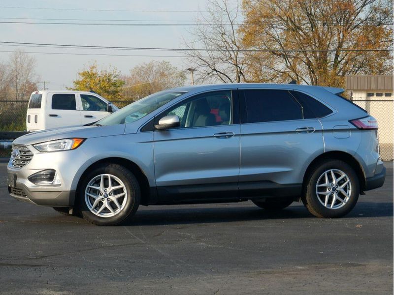 2021 Ford Edge SELImage 6