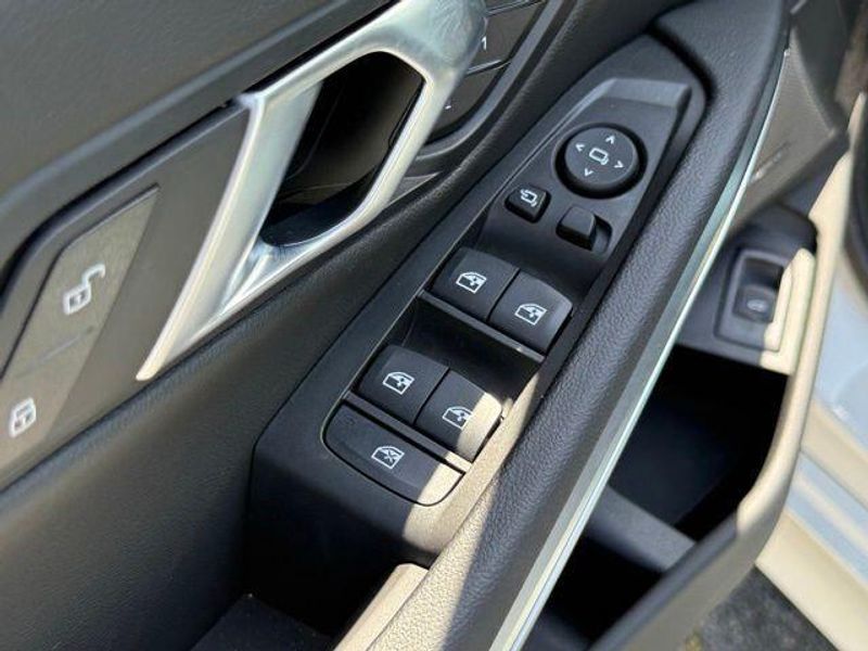 New 2026 BMW 3 Series 330iImage 16