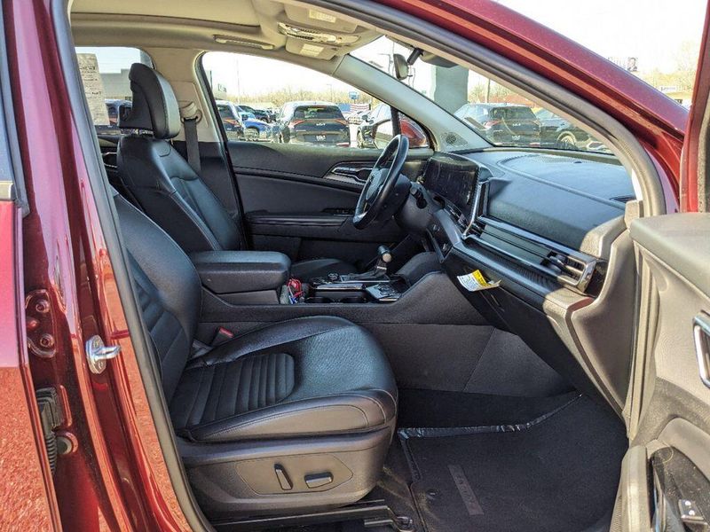 Used 2023 Kia Sportage SX-PrestigeImage 12