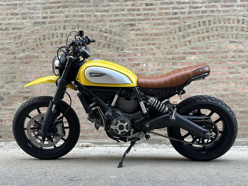 2016 Ducati Scrambler 800 Icon  Image 2