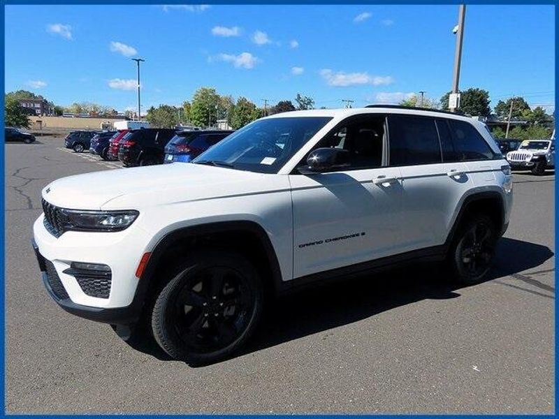 2025 Jeep Grand Cherokee LimitedImage 1