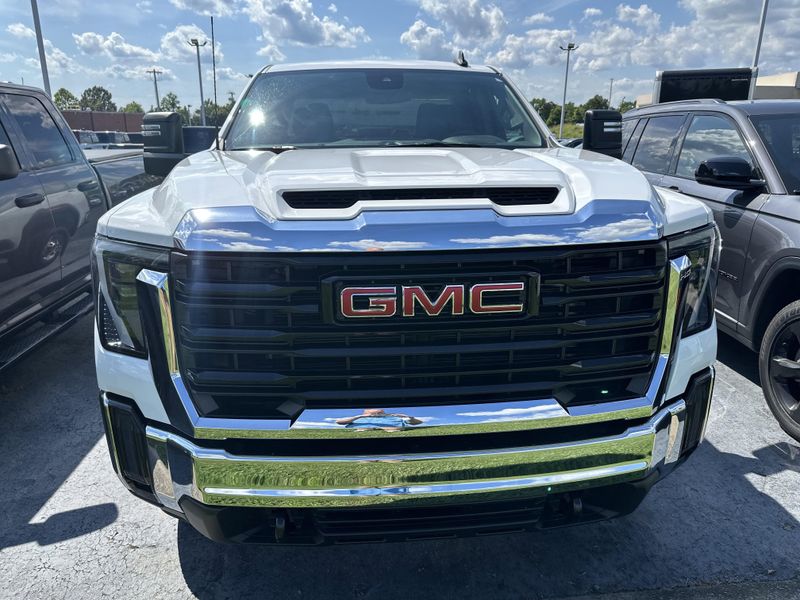2024 GMC Sierra 2500HD ProImage 2