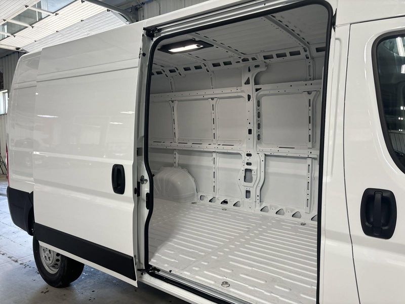 2024 RAM Promaster 2500 Tradesman Cargo Van High Roof 159